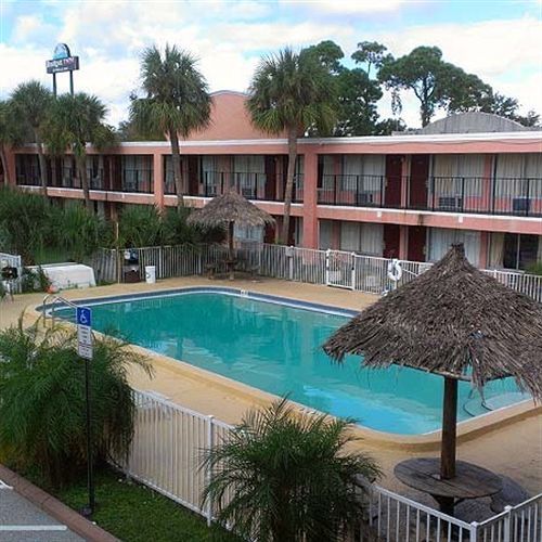 Bayside Inn Pinellas Park - Clearwater Extérieur photo