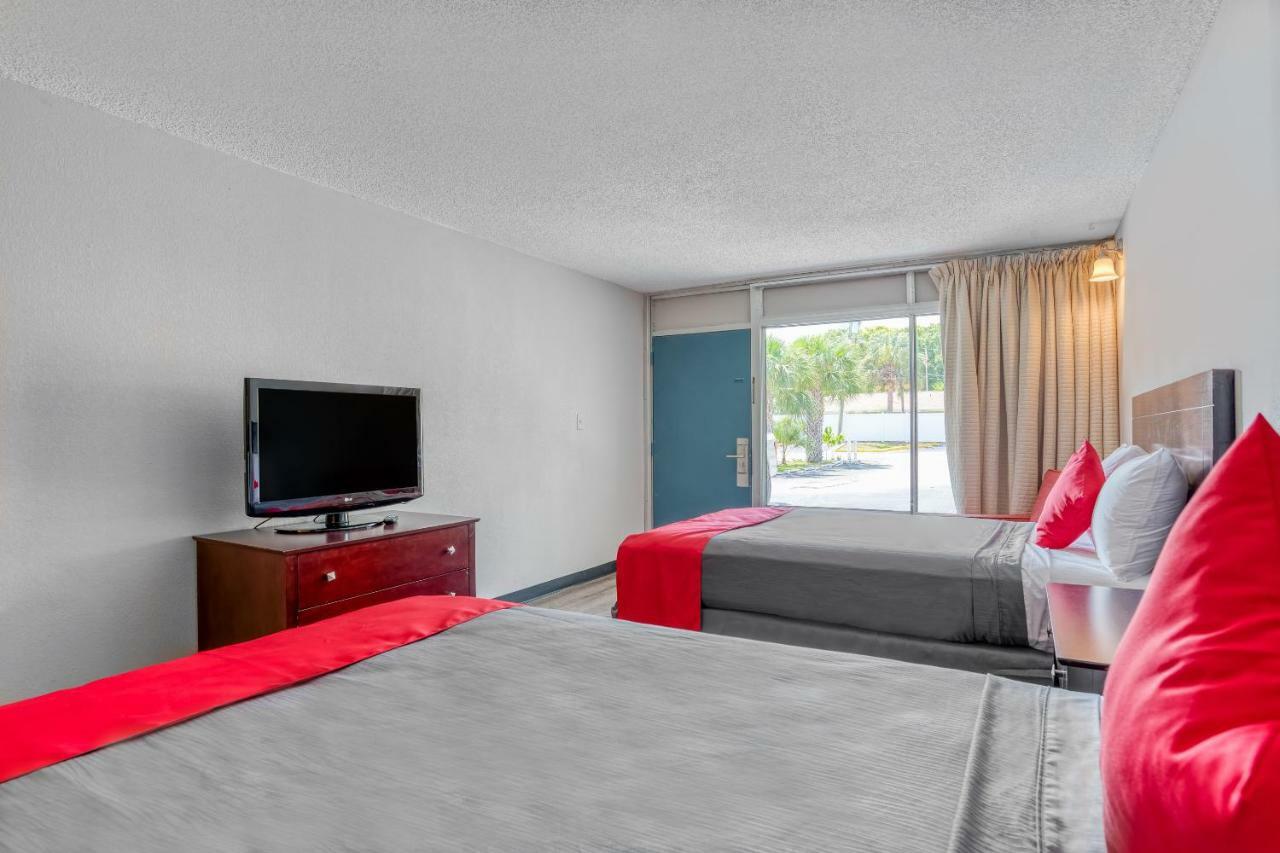 Bayside Inn Pinellas Park - Clearwater Extérieur photo