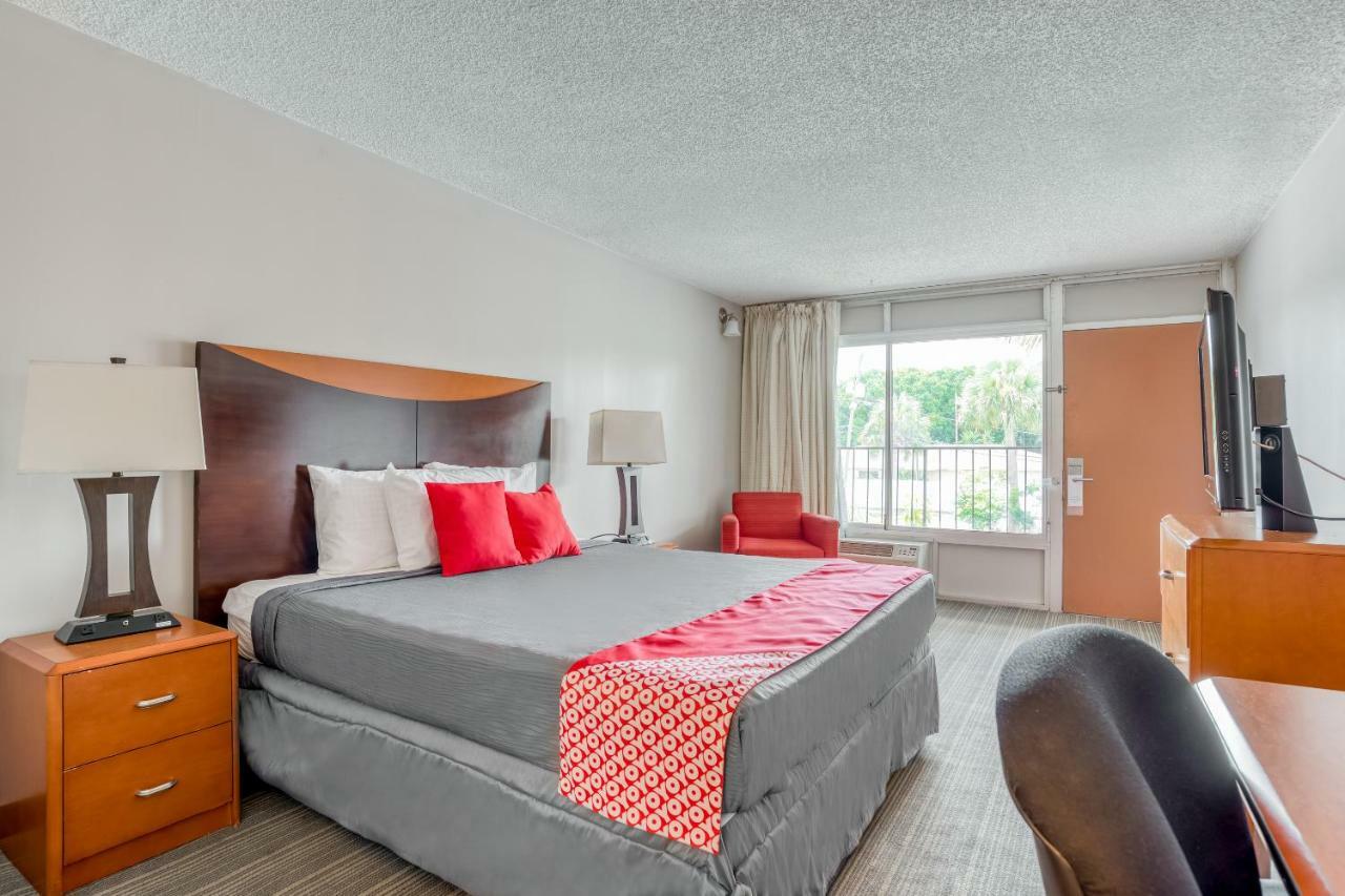 Bayside Inn Pinellas Park - Clearwater Extérieur photo
