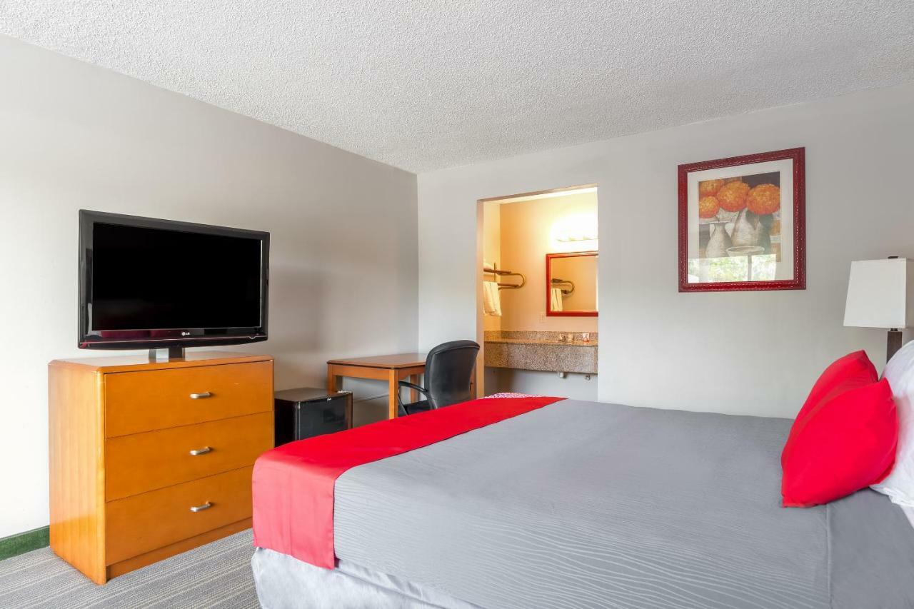 Bayside Inn Pinellas Park - Clearwater Extérieur photo